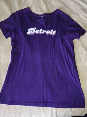 Made In Detroit Purple 'Detroit' Graphic Tee